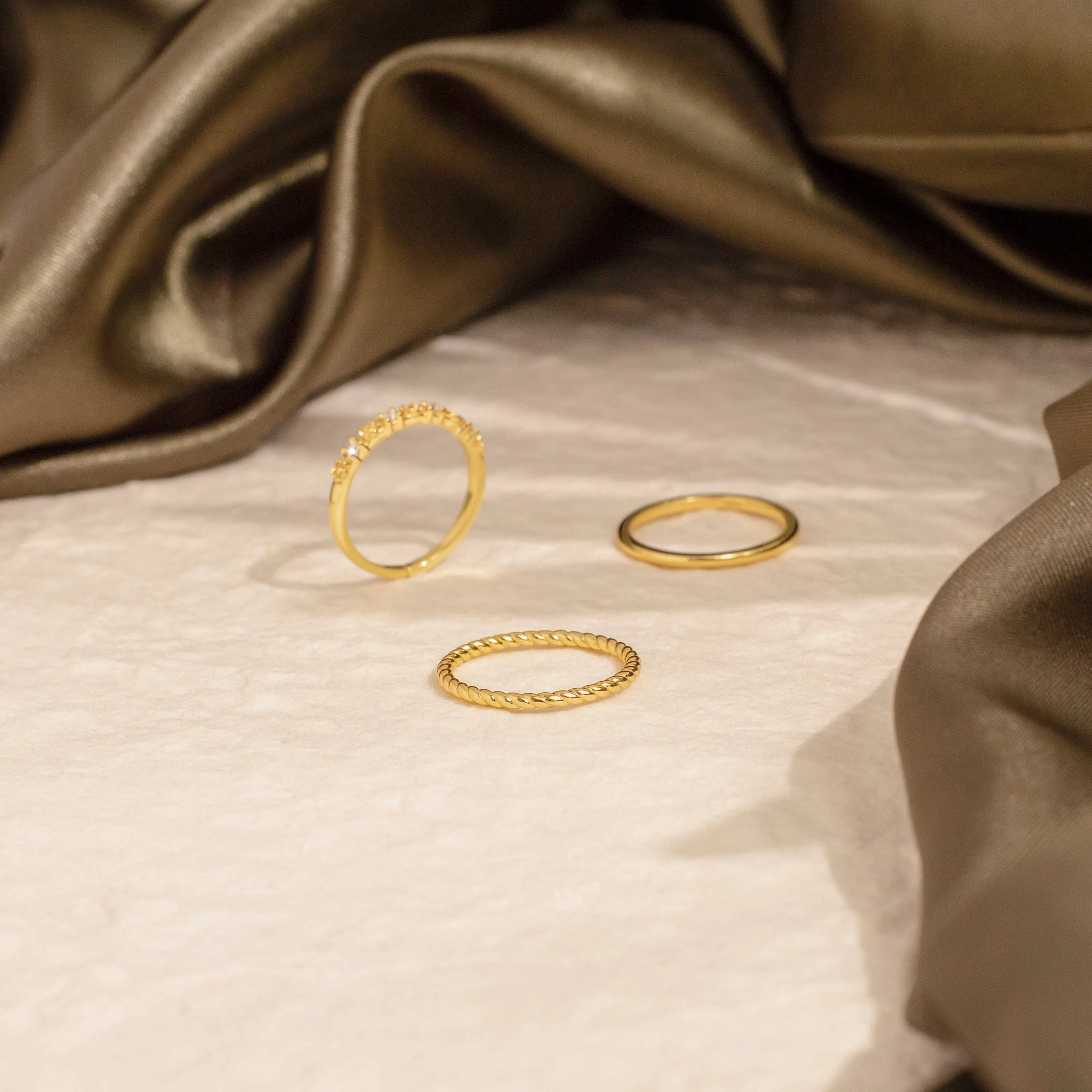 Lucie Twisted Ring