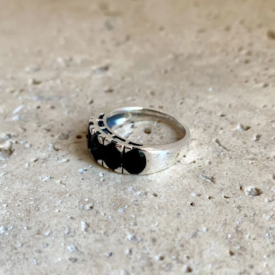 Onyx Ring - Eternity