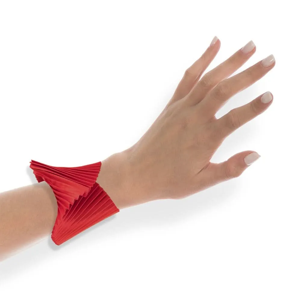 Satin Pleated Bracelet Shell Red SH-RE