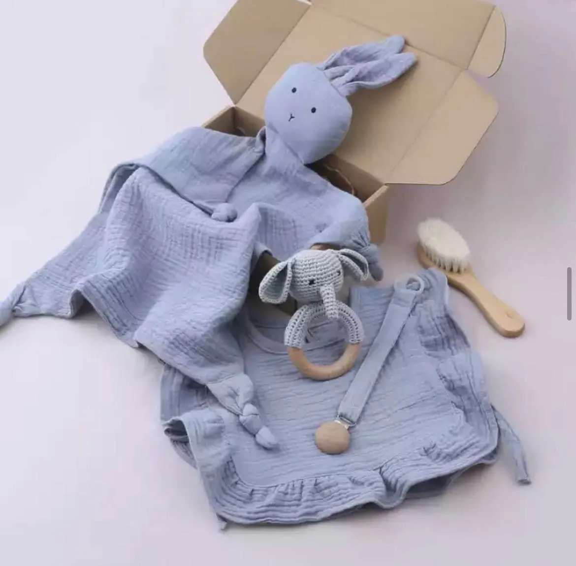 Unisex Baby Muslin Gift Set | Baby Muslin Cotton Bib  | Baby Shower Present | Dummy Gift Set | Dummy Clip Gift Set  | Baby Hamper