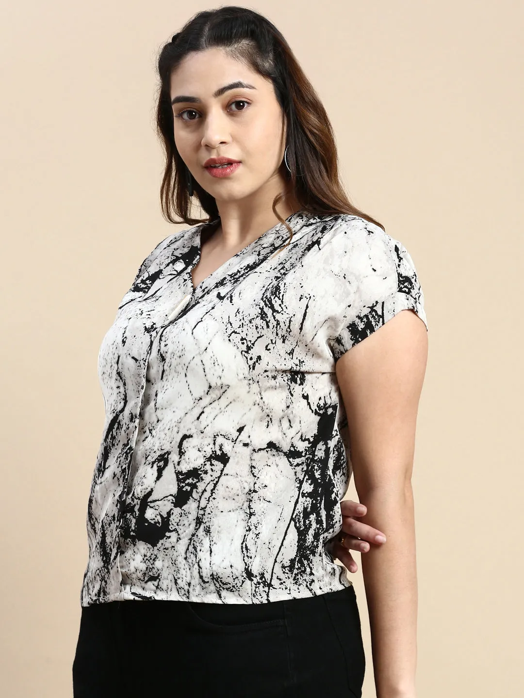 Women Grey Abstract Printed Crepe Top
